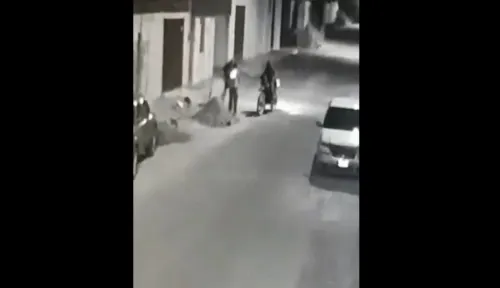 Sujetos golpean y asaltan a joven en la colonia San Alfonso