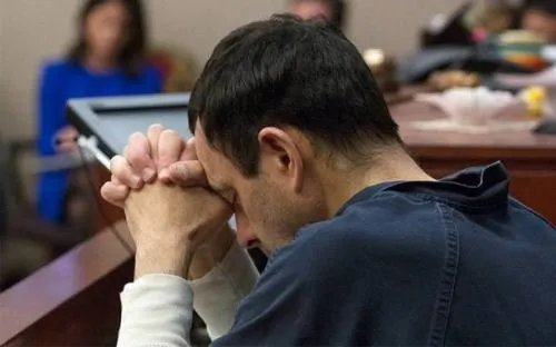 Larry Nassar, condenado de por vida tras abusos sexuales a gimnastas