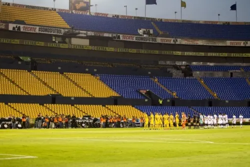Liga México pospone partido de fútbol por pruebas de coronavirus