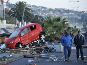 Se eleva a 10 el número de muertos por el terremoto en Chile