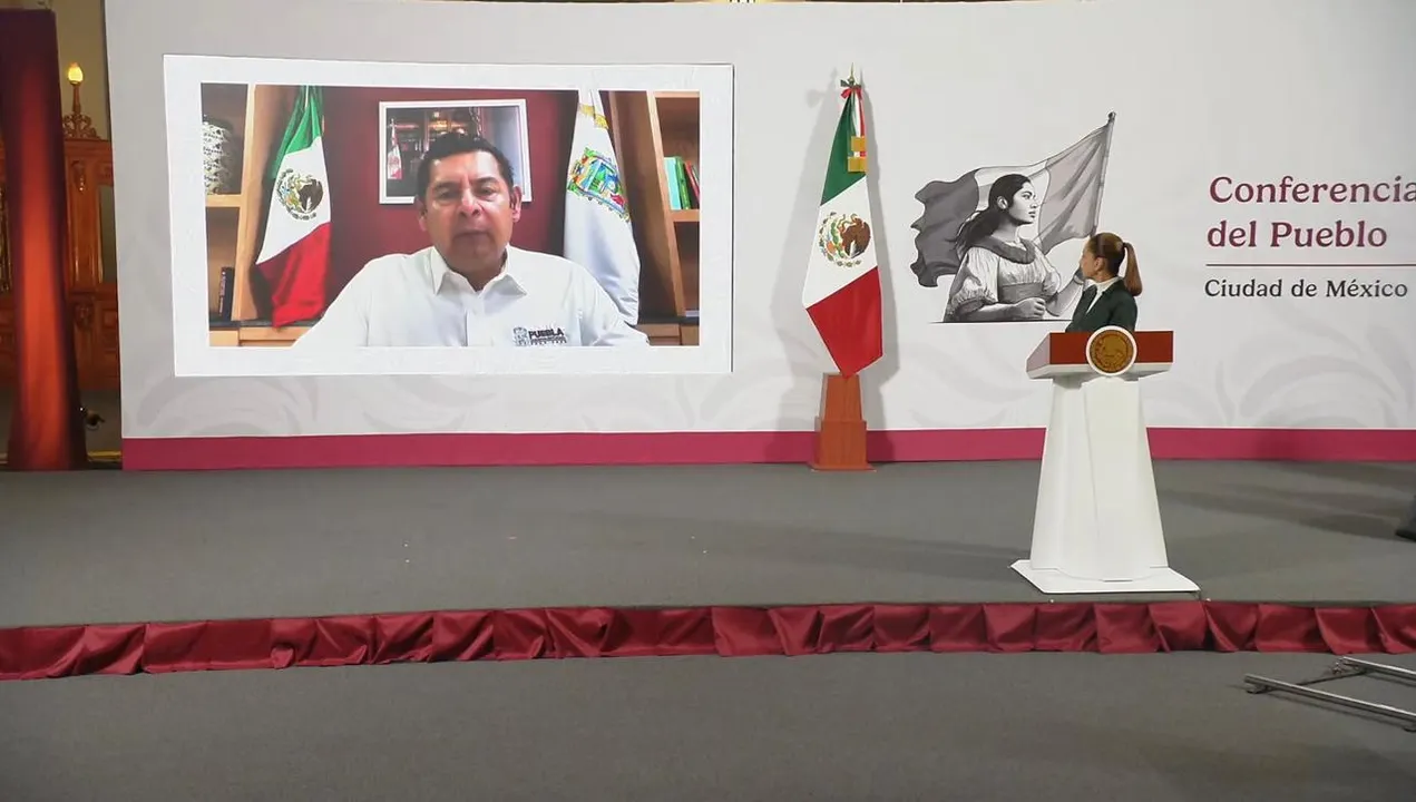 Puebla reduce a 13 las comunidades incomunicadas tras las lluvias: Armenta