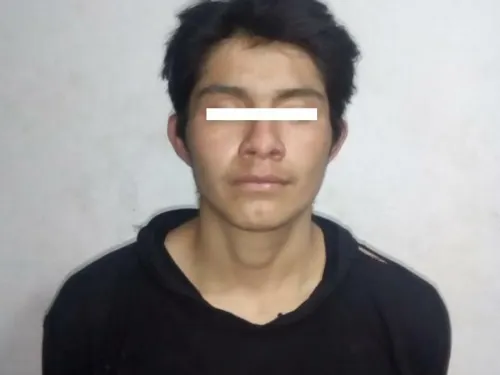 ¡Se lleva hasta las hostias! Cae joven por robar en iglesia
