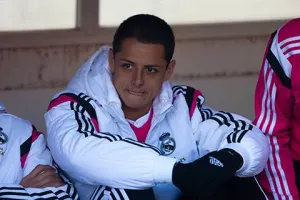 Premier League, posible destino de Javier Hernández