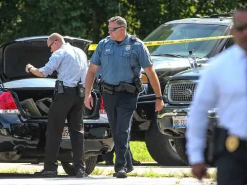 Sujeto toma rehenes en banco de Atlanta