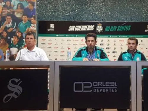 Santos presenta a Robert Dante Siboldi como nuevo director técnico
