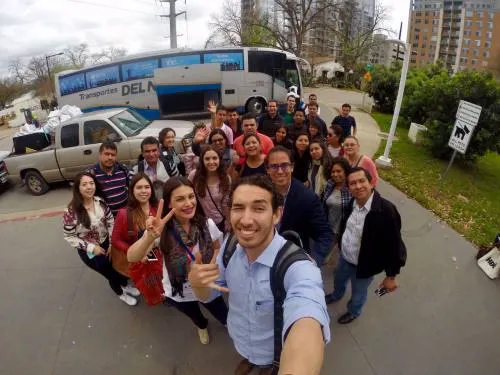 Alumnos y docentes representan a Puebla en el evento Bus Challenge Sxsw 2017