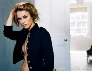 Knightley deja la culpa y acepta amor por cine de época