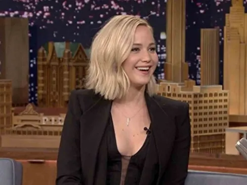 Jennifer Lawrence se casa en secreto con Cooke Maroney en lujosa mansión