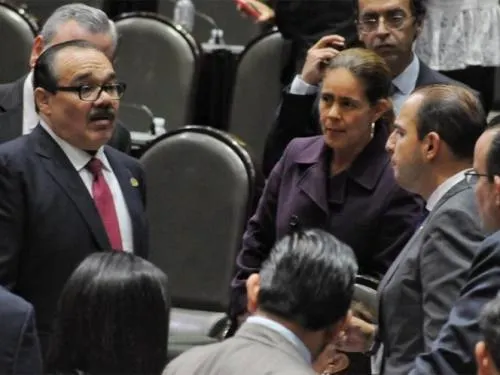 Diputados, sin acuerdo para Mesa Directiva; lo dejan para el jueves