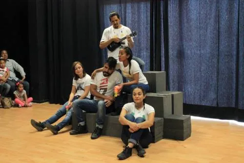 Estrena compañía de teatro de la BUAP la obra “De niños, peces y otros monstruos”