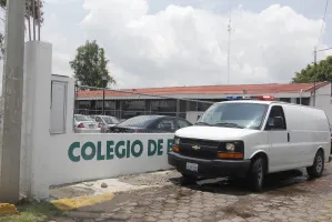 Ex empleado se mata en instalaciones del Cobaep Xilotzingo