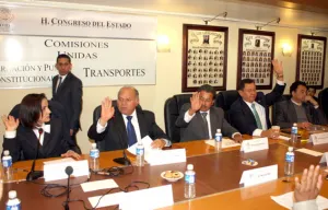 Avalan Diputados bloquear señal de telefonía celular al interior de Ceresos en Puebla