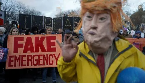 16 estados demandan a Trump por declaración de emergencia nacional