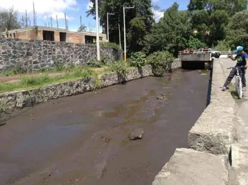 Video: Ríos de lodo bajan desde las faldas de volcán Popocatépetl