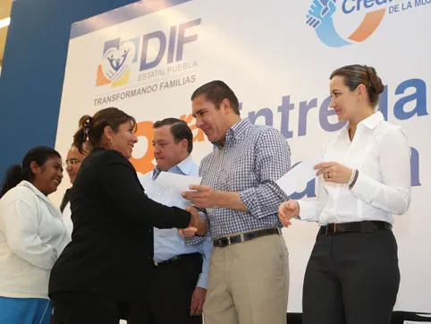 Se consolida el programa ”Crédito a la palabra de la mujer”