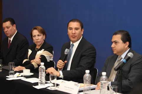 De la infraestructura viene el desarrollo y progreso de los pueblos: RMV