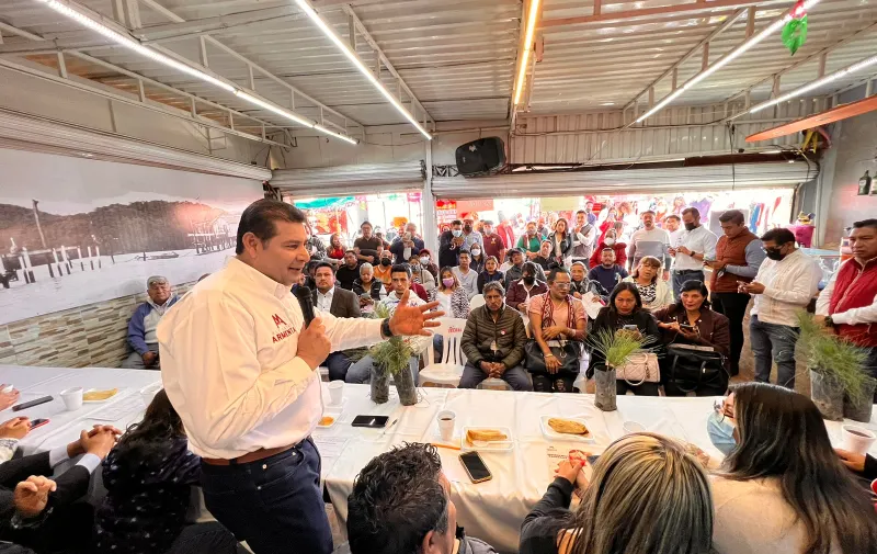 Alejandro Armenta reunión Mercado Zapata