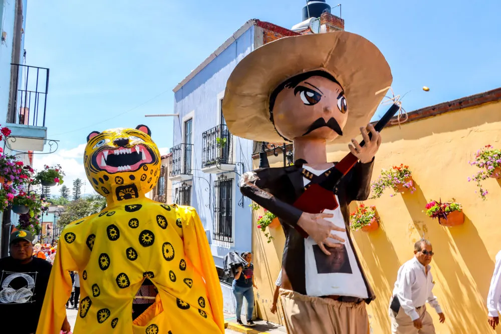 Desfile de Mojigangas