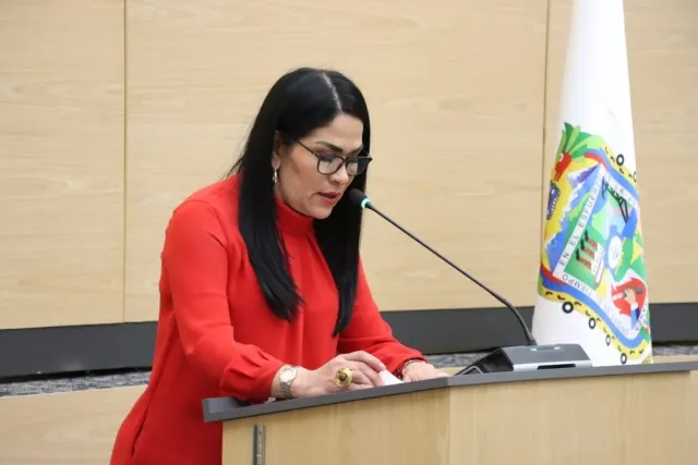 Fedrha Isabel Suriano Corrales, diputada del Congreso de Puebla