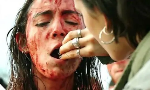 “Raw”, la película de canibalismo que hace vomitar (+video)