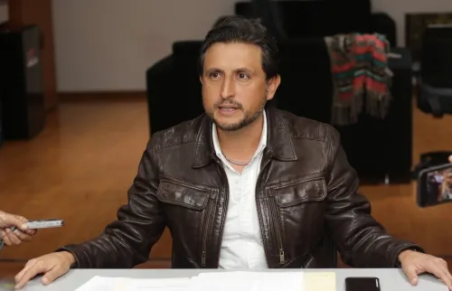 Incumple José Juan Espinosa con llamado de la FGE para comparecer
