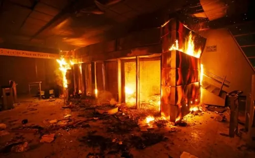 Protestas en Chile salen de control; gobierno decreta estado de emergencia