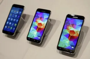 Telcel y Movistar ganan al subsidiar menos teléfonos