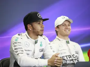 Hamilton y Rosberg se preparan para el decisivo en Abu Dhabi