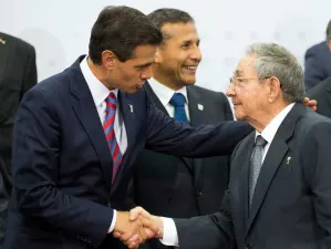 Confirman visita de Raúl Castro a México para el mes de noviembre