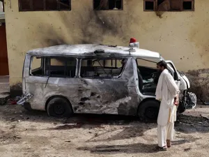 Reportan 24 muertos y hasta 50 heridos por atentado en Pakistán