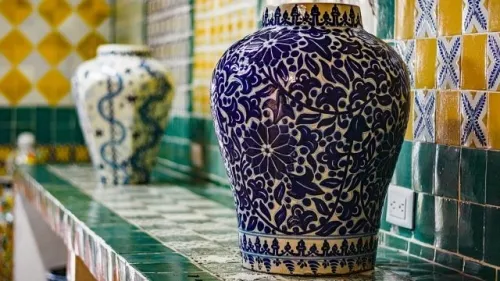 Con exhibición de Talavera, Cultura e INAH abren las puertas del Patio de los Azulejos