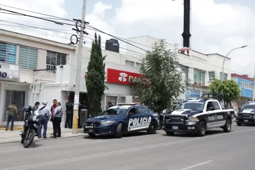 Solitario ladrón asalta Banorte ubicado en El Carmen