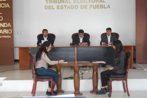 Participan alumnos de la Universidad Cristóbal Colón en “Magistrados por un día”