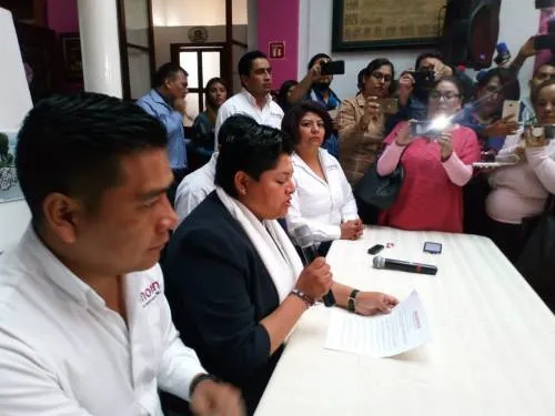 Karina Pérez acusa a Paisano de dejar obras inconclusas y crear conflictos laborales