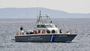 Guardia Costera griega evita el ingreso de migrantes procedentes de Turquía