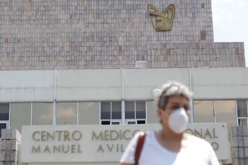 IMSS se reserva información sobre casos de COVID-19 que atiende en Puebla