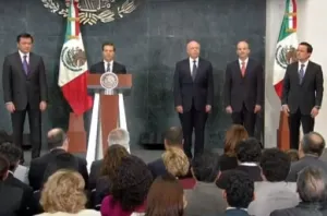 Cambios al gabinete: Narro a Salud y González Anaya a Pemex