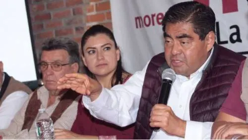 AMLO resucita a Barbosa