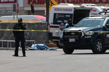 Fallece trabajador tras caída en estacionamiento de Plaza Cruz del Sur