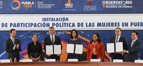 Lorena Cruz y Tony Gali trabajan a favor de los derechos de las poblanas