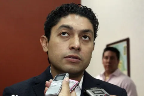 Propuesta del gobernador se dictaminará esta semana: Salomón Escorza