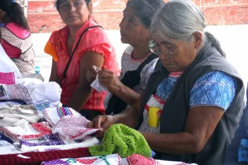 Las mujeres rurales soportan la economía urbana y el sustento de sus hogares