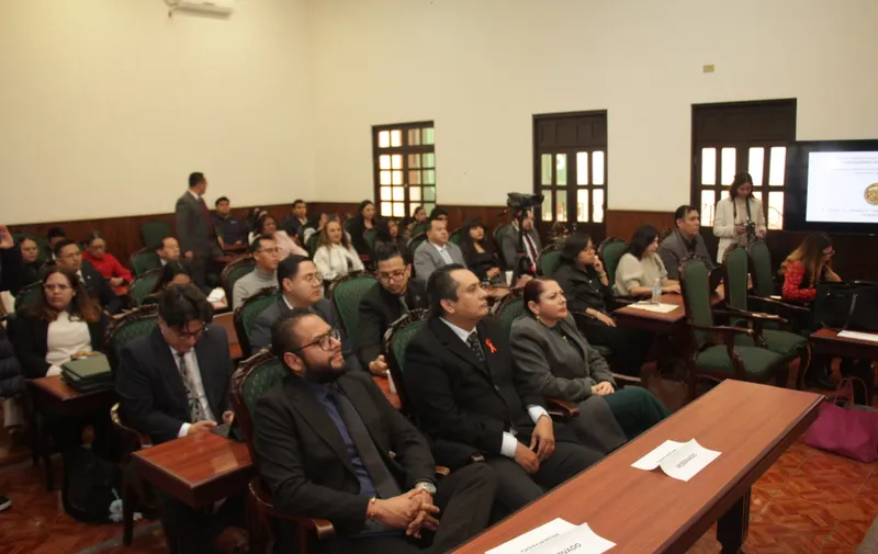 Escuela Libre de Derecho de Puebla realiza foro sobre gobernanza y derechos humanos
