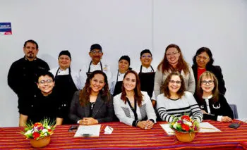 SMDIF Puebla continúa graduando a técnicos en Gastronomía