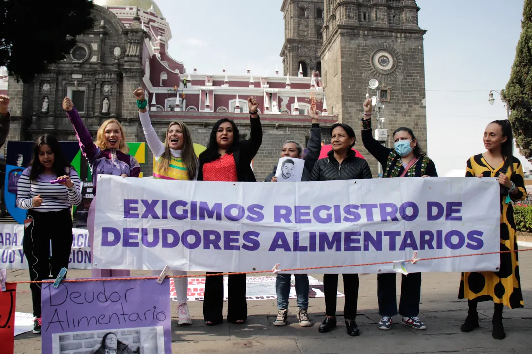 Ley Sabina en Puebla propone crear registro de deudores alimentarios