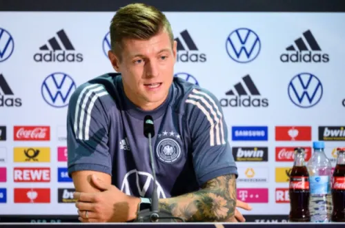 Kroos duda de regreso de Thomas Müller a selección alemana