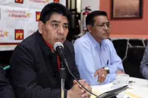 Con varios días de retraso, PT lamenta desaparición de normalistas