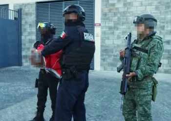 En operativo detienen a cinco personas, incluida una menor de edad, con armas, droga y ponchallantas