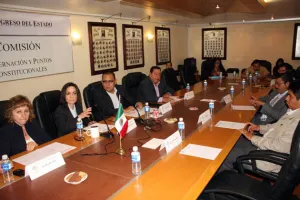 Avalan diputados adición a Constitución Política en materia de registros públicos inmobiliarios y ca