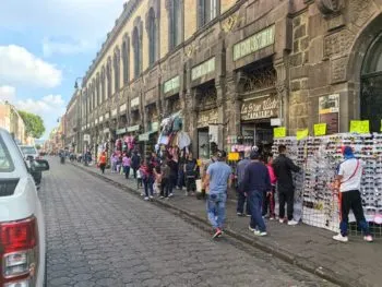 Gobernación municipal de Puebla pide a comercio popular liberar el tránsito peatonal